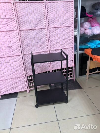 Этажерка мастера (Тележка косметологическая)