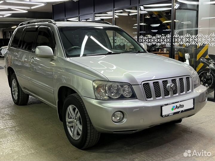 Toyota Kluger, 2000