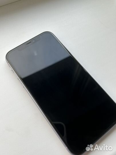 iPhone 11,64 гб