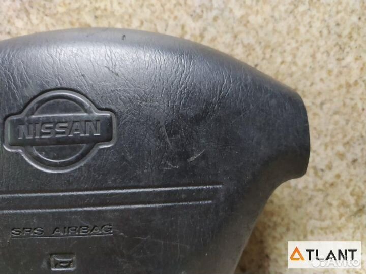 Airbag водительский nissan R'nessa