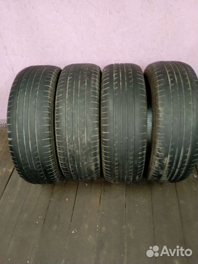 GT Radial Champiro VP1 215/65 R16 98T