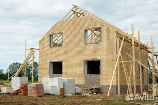 Бригада строителей