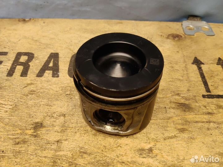 Поршень Nissan X-Trail T31 M9R