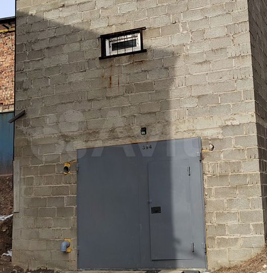 Гараж, > 30 м²