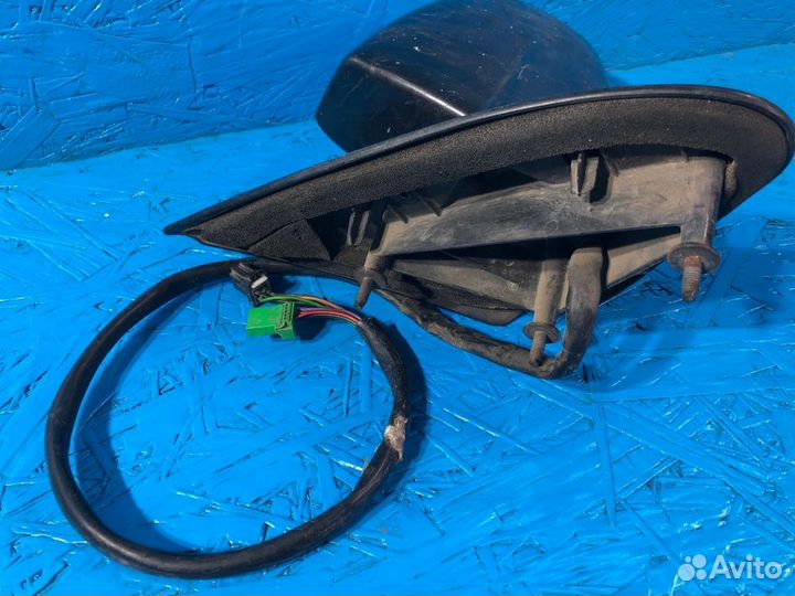 Зеркало заднего вида боковое переднее левое