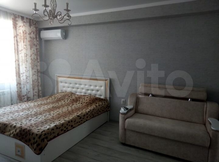 1-к. квартира, 42 м², 1/5 эт.