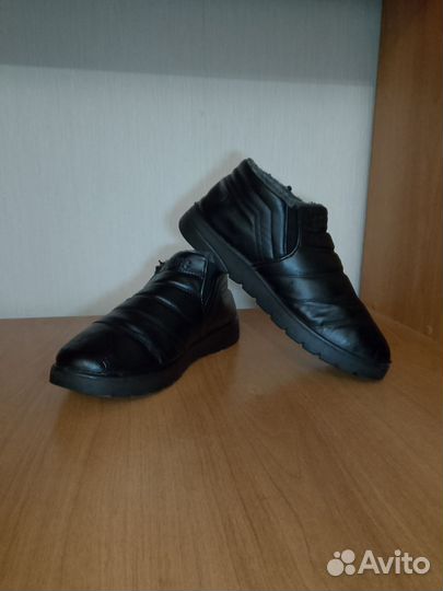 Мужские зимние кроссовки 43 размер