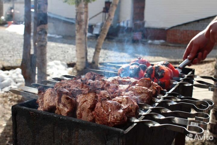 Шашлычник, мангальщик