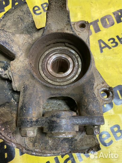 Поворотный кулак Hyundai Tucson 2007