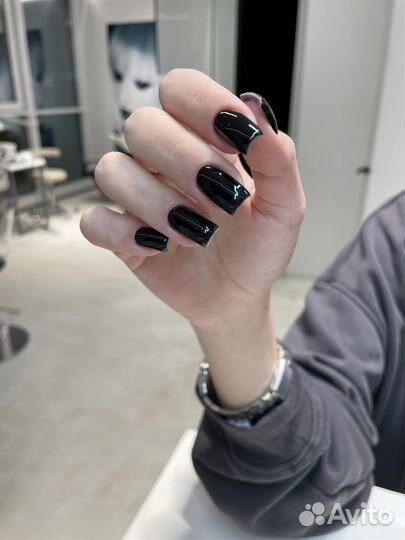 Аппаратный маникюр