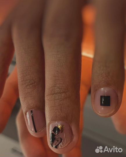 Мастер маникюра