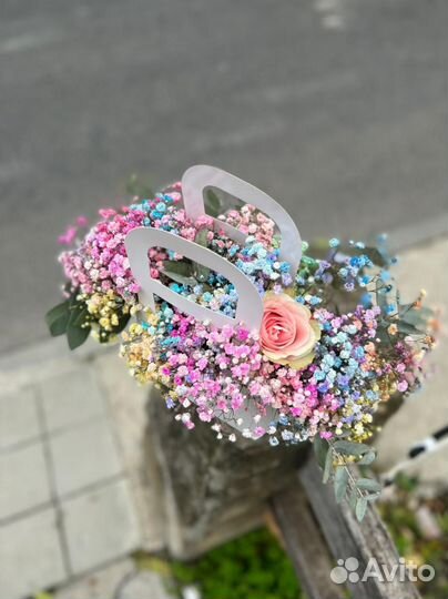 Букет с гипсофилой Радужный