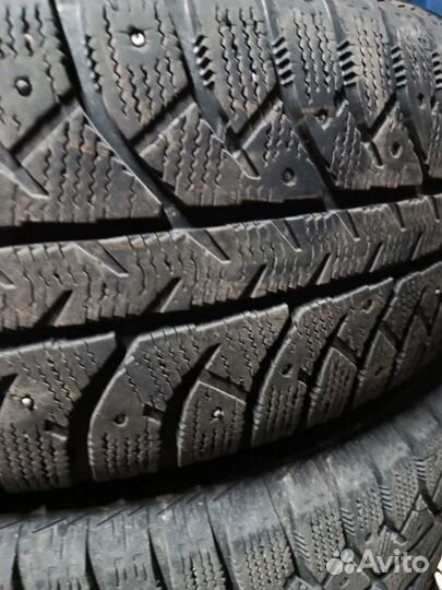 Bridgestone Ice Cruiser 7000 225/65 R17