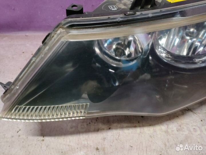 Фара ксеноновая передняя левая Mitsubishi