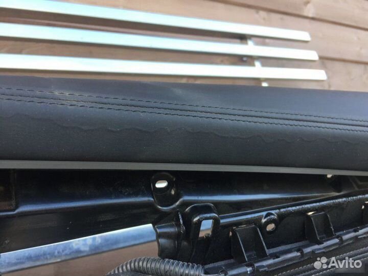 Обшивка двери передняя правая Bmw X6 F16