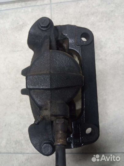 Суппорт тормозной передний левый Renault Scenic 2