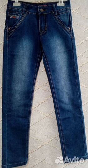 Джинсы на мальчика новые, размер 24
