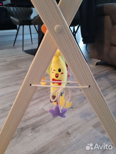 Развивающая дуга Монтессори с игрушками