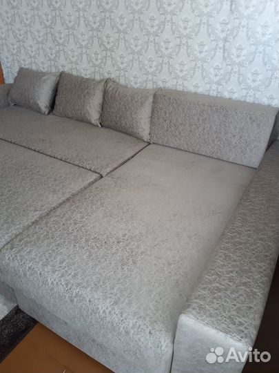 Угловой диван