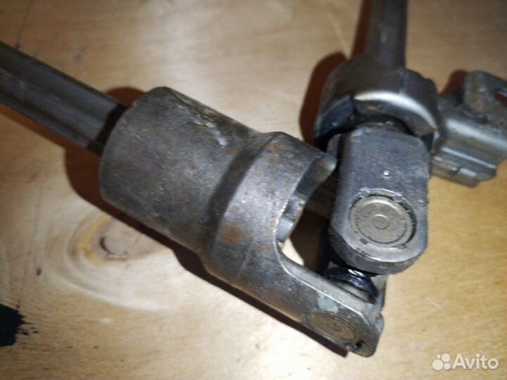 Рулевой карданчик Audi Q7 4L BUG 3.0 2007