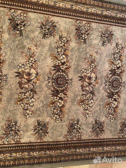 Ковры и дорожка б/у