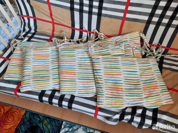 Бортики в кроватку