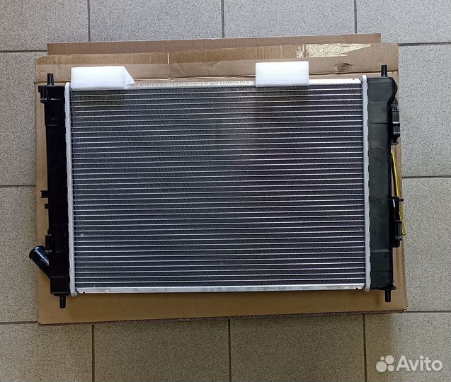 Радиатор двс Kia Rio 2017- Hyundai Solaris 2017