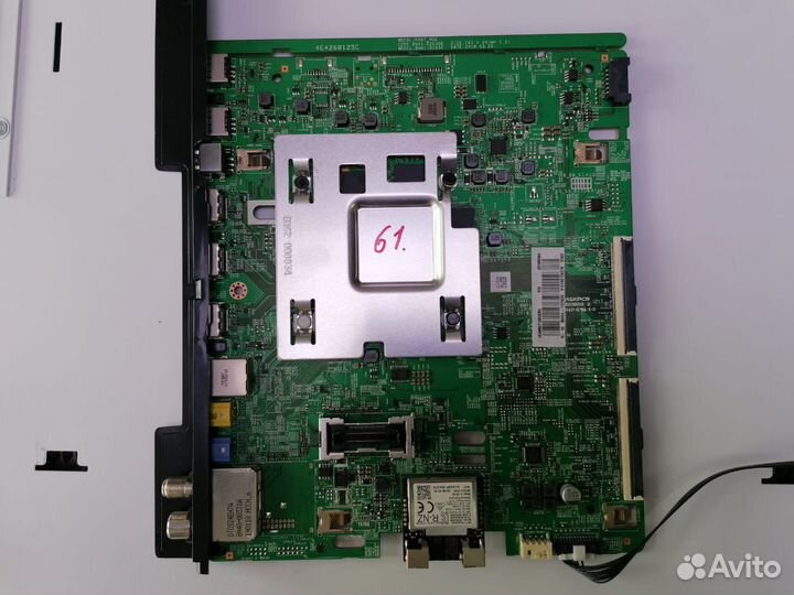 Телевизор на запчасти samsung UE49NU7100