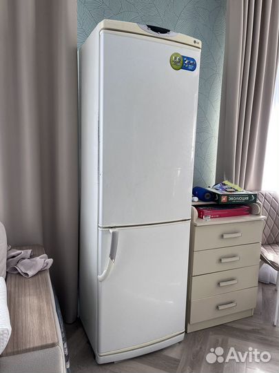 Холодильник б/у LG