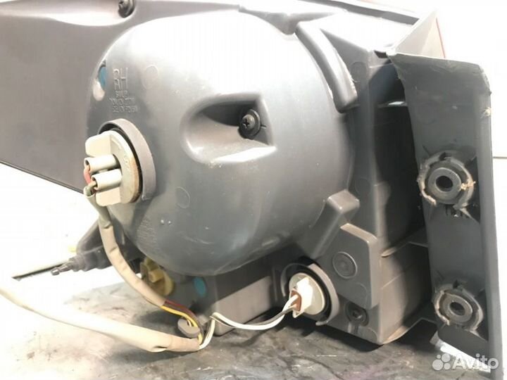 Фонарь задний правый Chevrolet Cruze седан F16D3