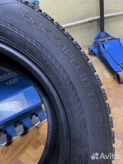 Nokian Tyres Hakkapeliitta R3 SUV 245/60 R18 109R