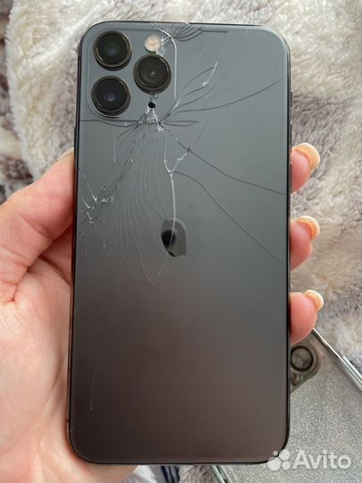 iPhone 11 Pro, 64 ГБ