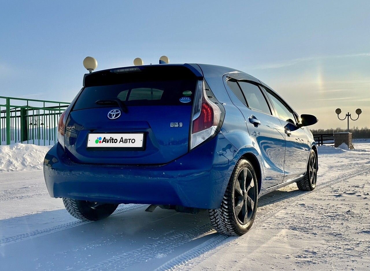 Toyota Aqua: фото из отзыва