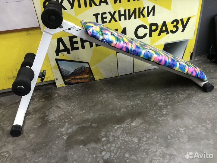 Z.10127 скамья для пресса