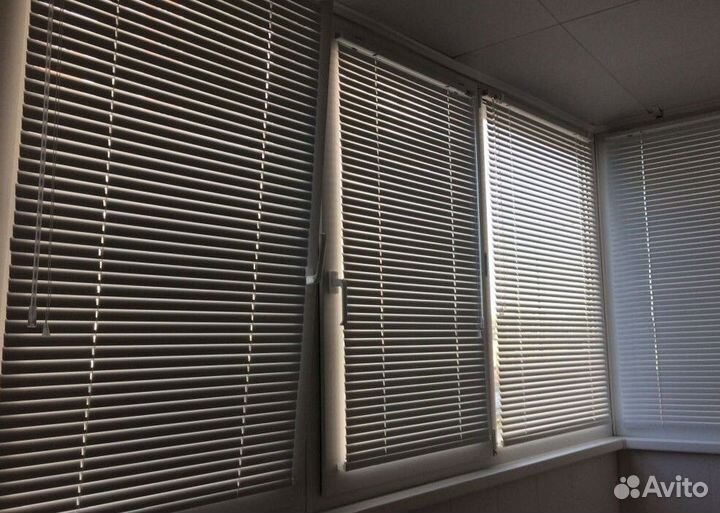 Горизонтальные жалюзи U0680-S1002