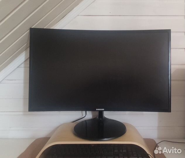 Игровой монитор samsung