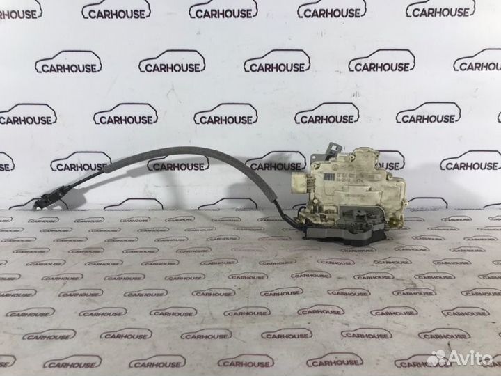 Замок двери передний левый Volkswagen Touareg NF