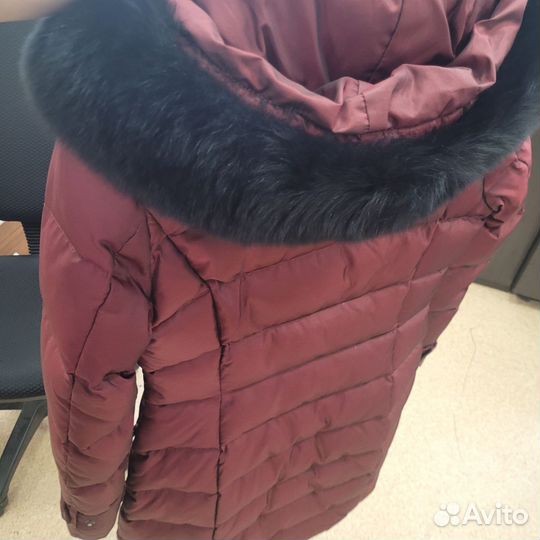 Пуховик женский