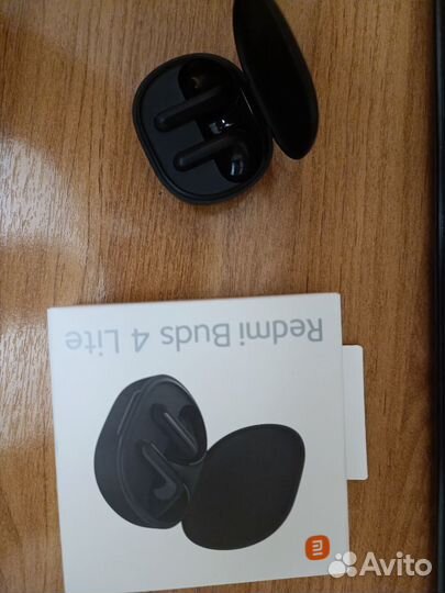 Беспроводные наушники 