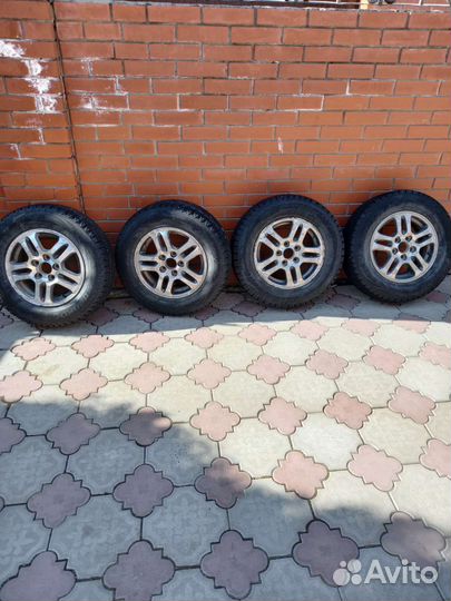 Hankook Winter I'Cept Evo 205/70 R15