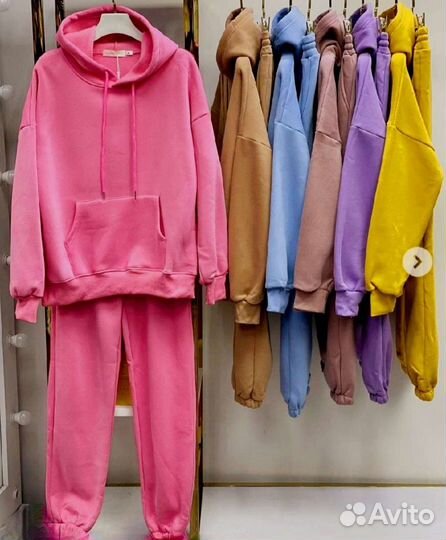 Спортивные костюмы