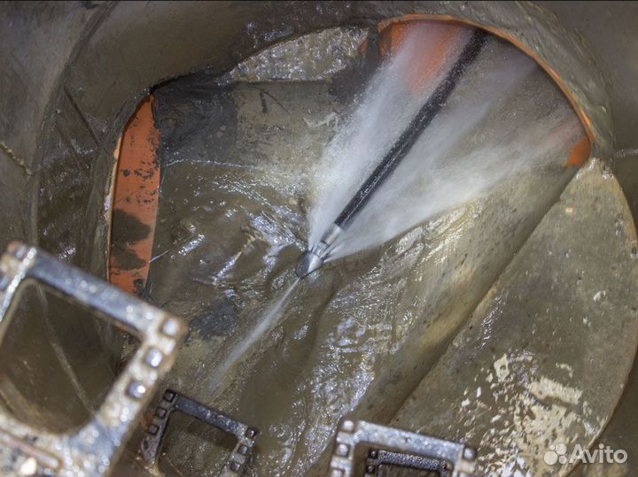 Устранение засора. Прочистка канализации.Сантехник