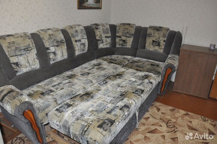 Угловой диван с креслом бу