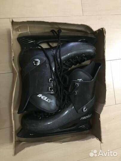 Коньки мужские 39 разм