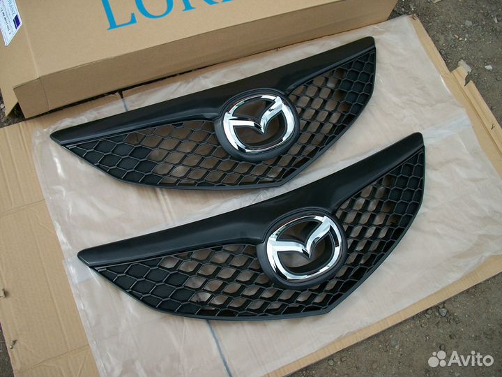 Решётка радиатора тайвань Mazda 3 BK хэтч рестайл