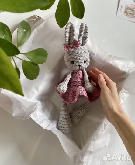 Зайки балерины. Вязаные. Ручная работа