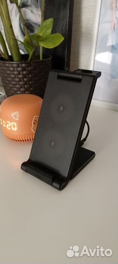 Беспроводная зарядка 3 в 1 walker