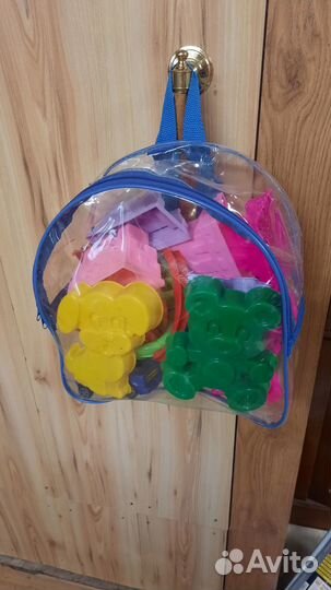 Детский рюкзак с игрушками для прогулки