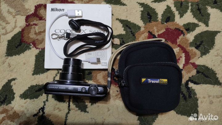 Nikon coolpix S6800