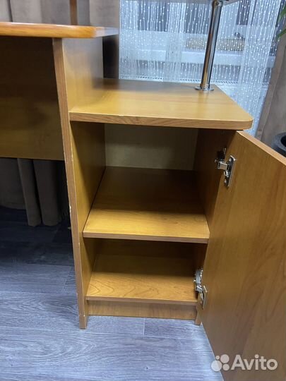 Компьютерный стол